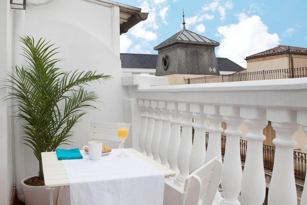 Luminoso Apartamento Con Terraza En Sol Διαμέρισμα Μαδρίτη Εξωτερικό φωτογραφία